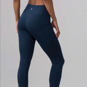 Lululemon - All the right places!! 🌟🌟